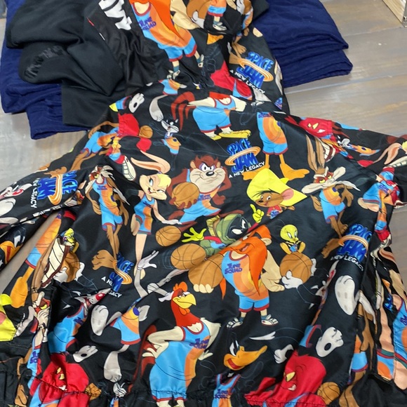Size 8 space jam jacket (56/5) - Picture 5 of 5